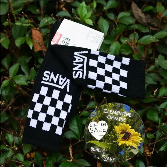 2 PACK Vans Classic Checkered Black White Crew Socks Size W6.5-10 - Picture 1 of 12